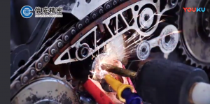 汽車(chē)發(fā)動(dòng)機(jī)缸體取斷螺絲案例視頻